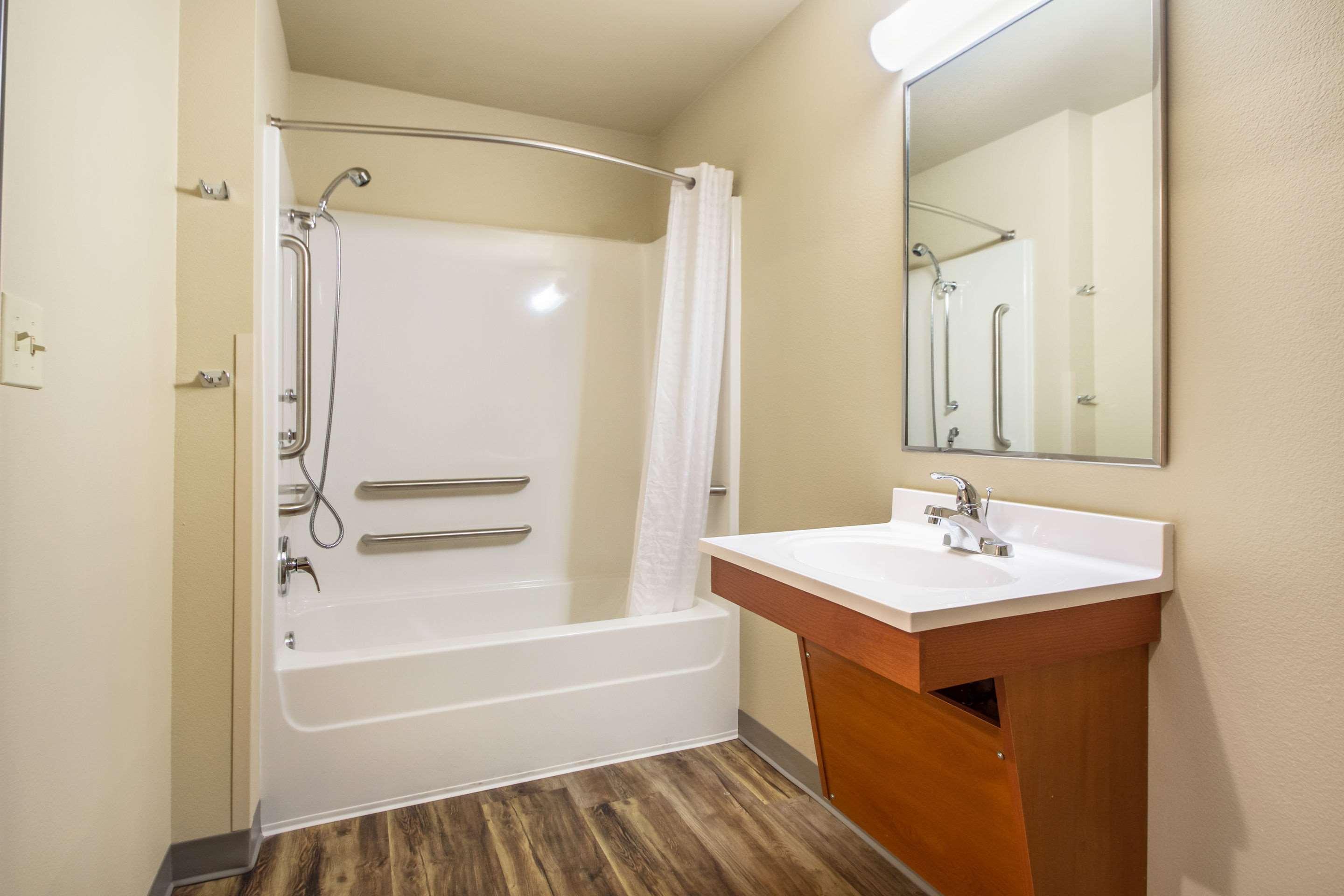 Econo Lodge Burlington Eksteriør billede