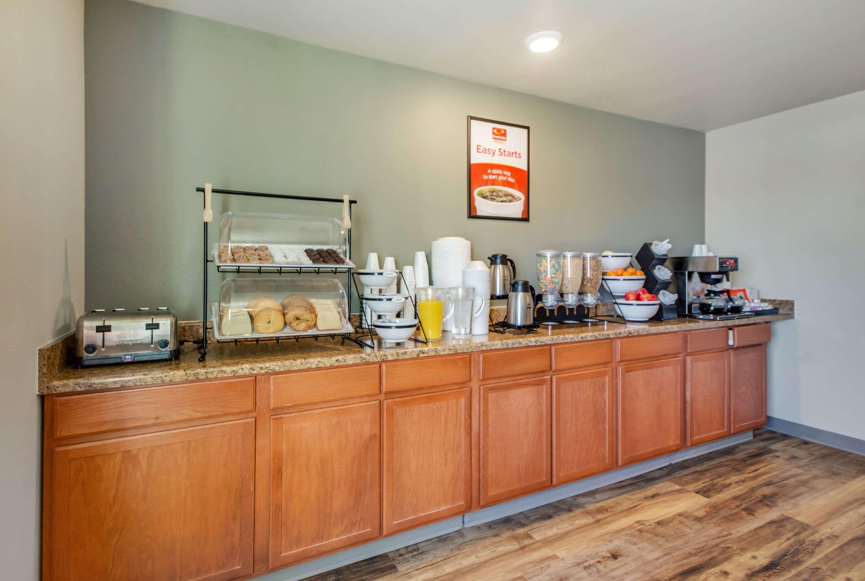Econo Lodge Burlington Eksteriør billede