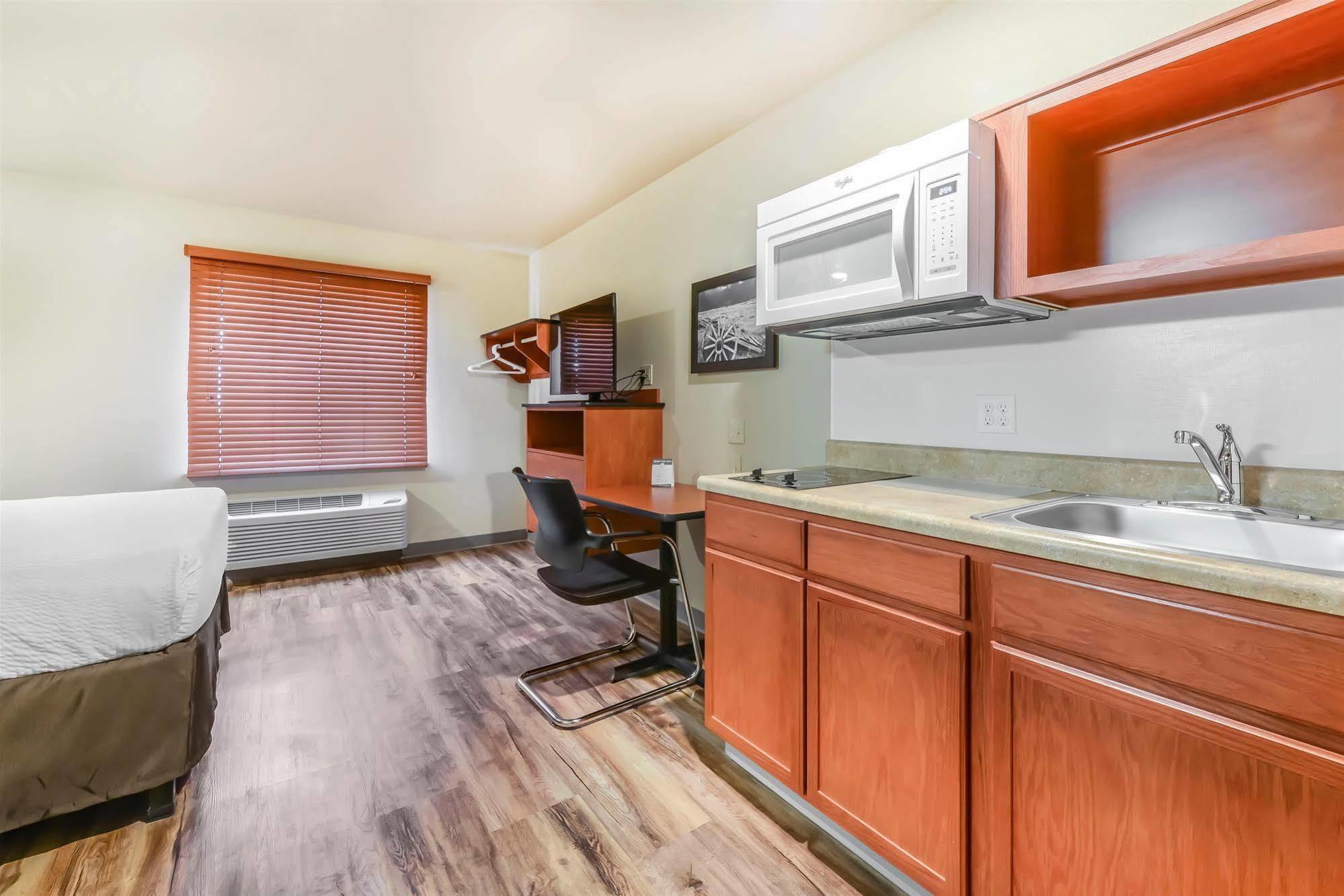 Econo Lodge Burlington Eksteriør billede